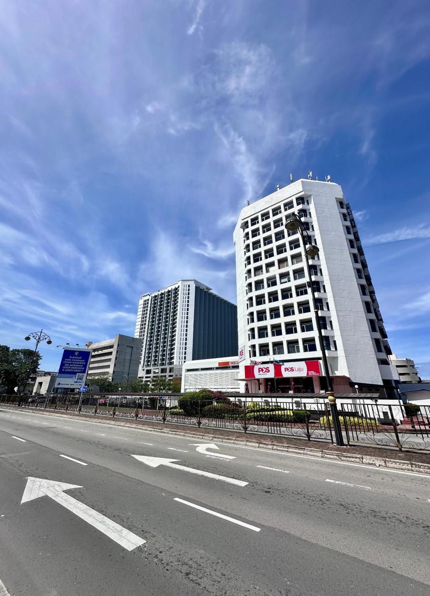 Kota Kinabalu City Centre @ The Shore By Casa Yolo Екстериор снимка